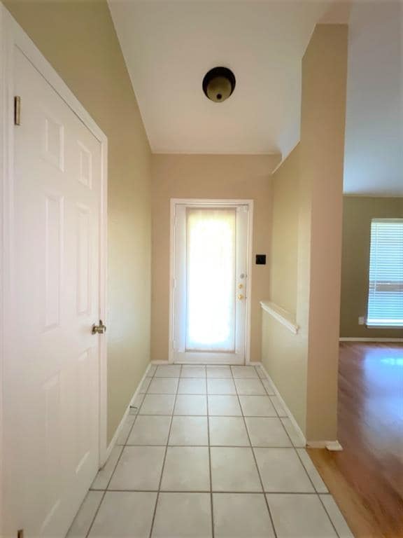 Building Photo - 1417 Charolais Dr