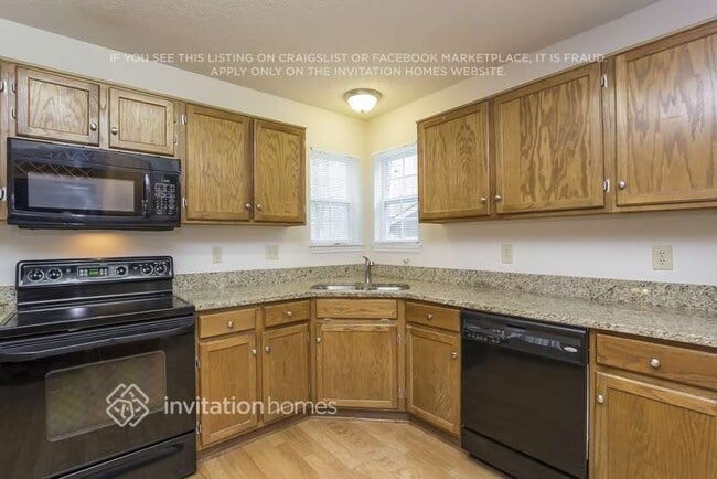 Building Photo - 1257 Moorfield Trce NW