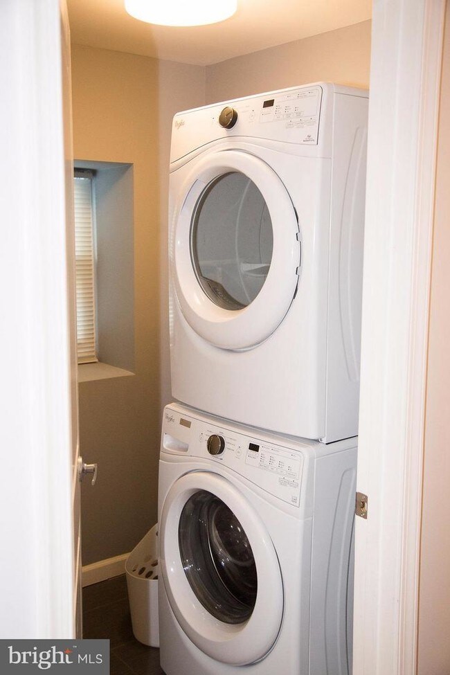 Foto del edificio - 4408 Lee St NE