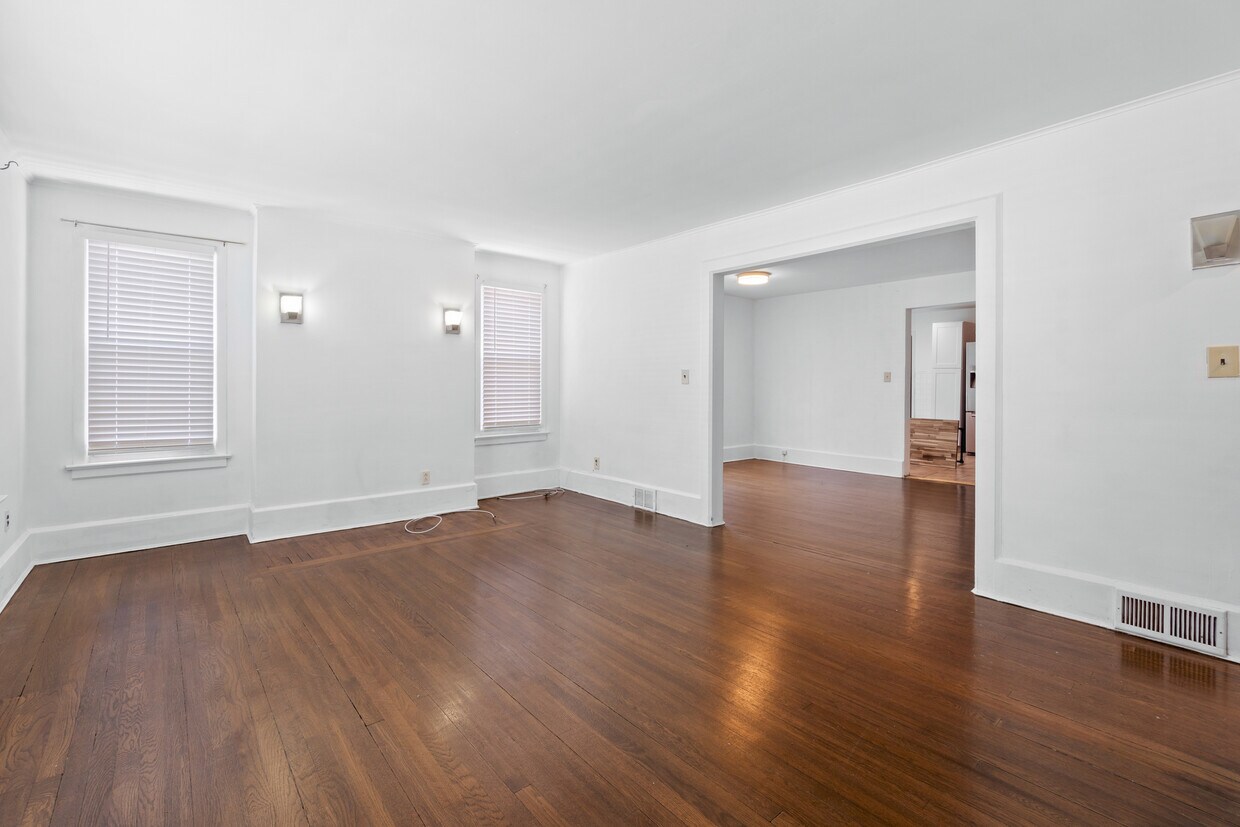 125 Coles Ave Unit 1, Hackensack, NJ 07601 Condo for Rent in Hackensack, NJ