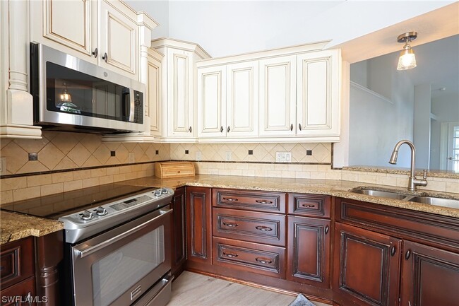 Building Photo - 8310 Excalibur Cir