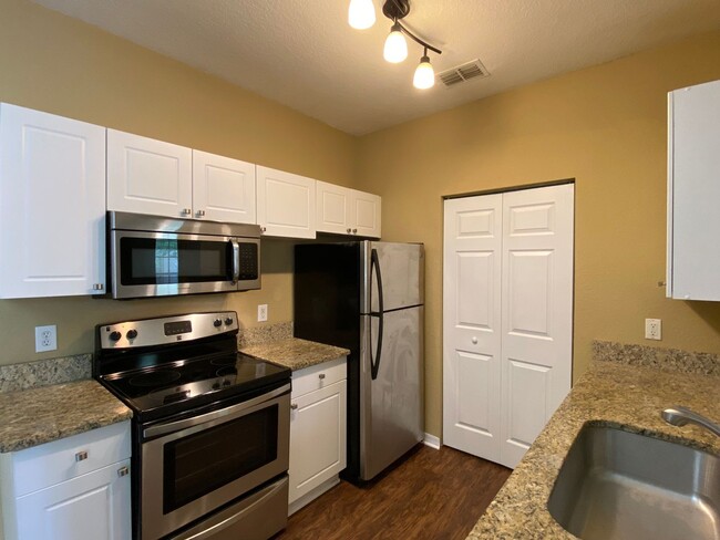 Building Photo - Upgraded 3br/2ba Condo in Altamonte Springs!