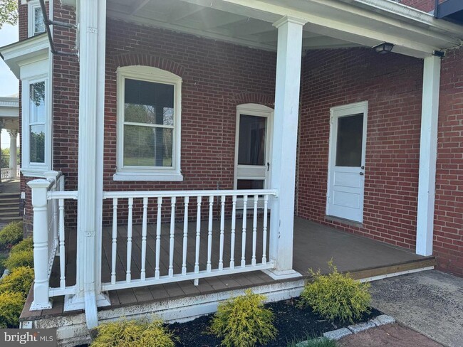 Building Photo - 3009 Ridge Pike