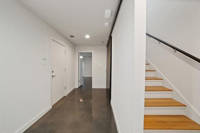 Foto del edificio - 5841 Oram St