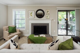 Calibre Springs Hampton Classic 720 sq. ft. Floorplan - Calibre Springs