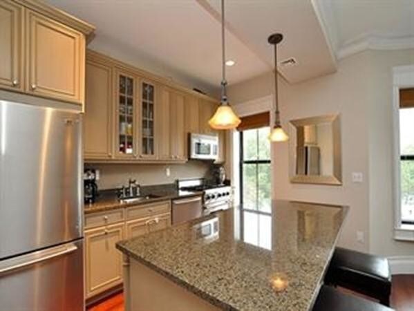 Foto principal - 684 Tremont St