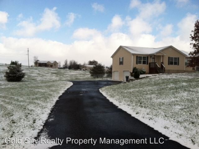 Foto del edificio - 469 Dugout Dr