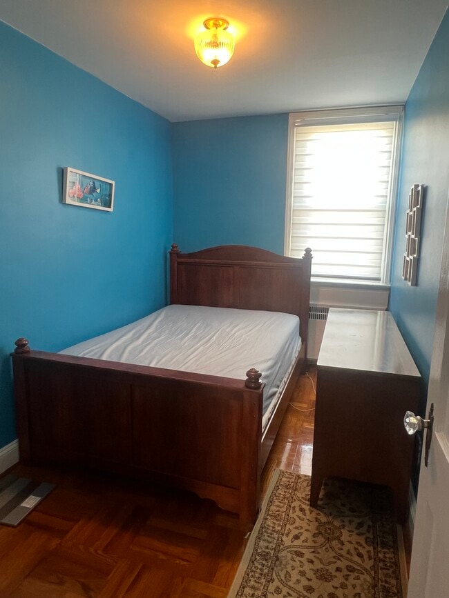 Foto del edificio - 3339 Oakmont St