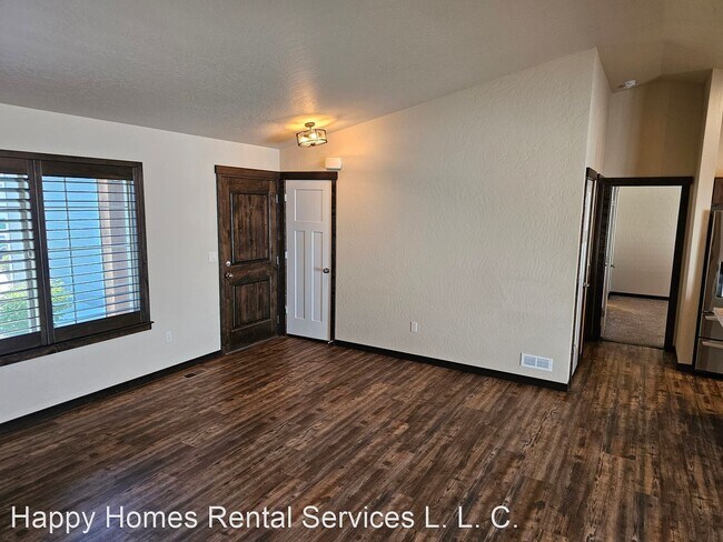 Building Photo - 3 br, 2 bath House - 13067 N. Farmstead St.