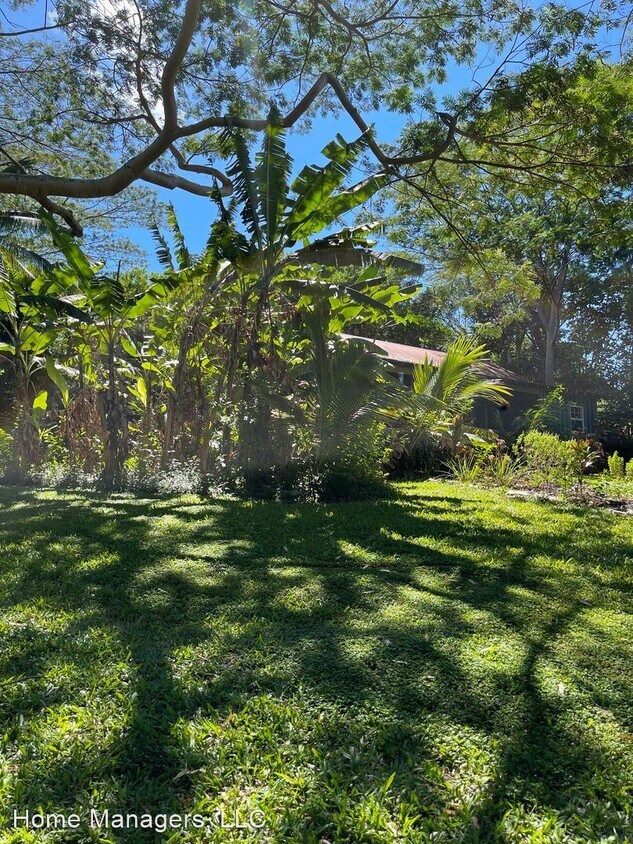 3 br, 2 bath House 1041 Kauhikoa Road House Rental in Haiku, HI
