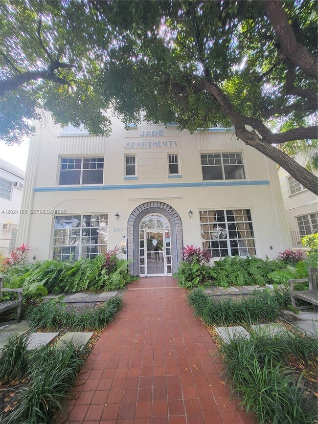 Foto del edificio - 1008 Jefferson Ave