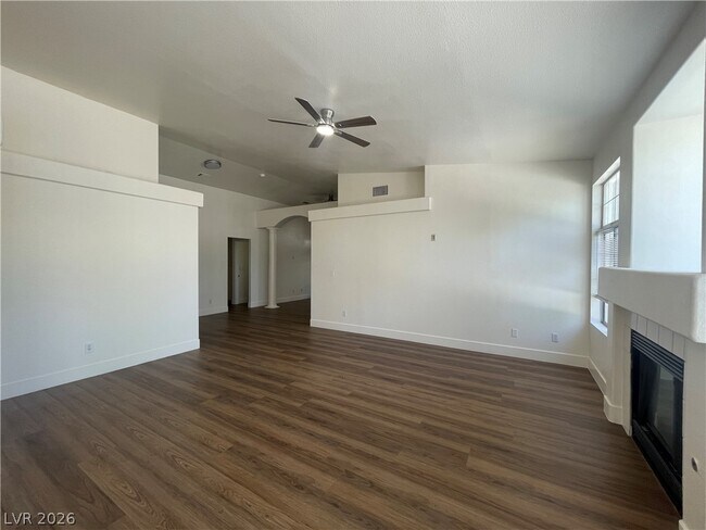 Foto del edificio - 2538 Furnace Creek Ave