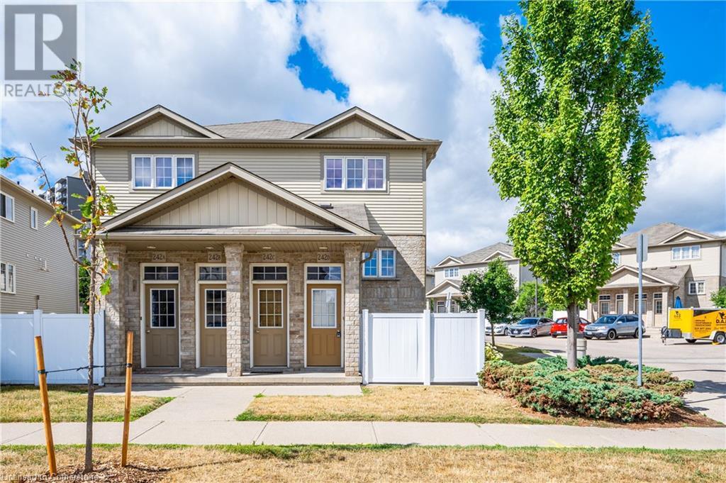 Photo principale - 242 Westmeadow Dr