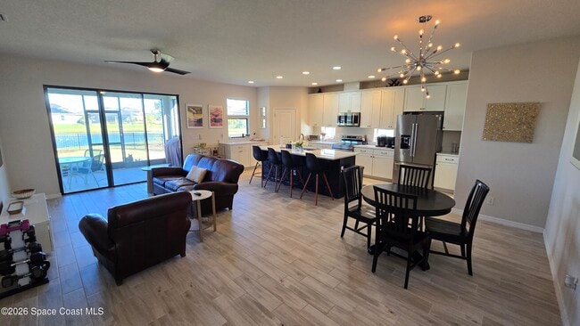 Building Photo - 8137 Dobre Wy