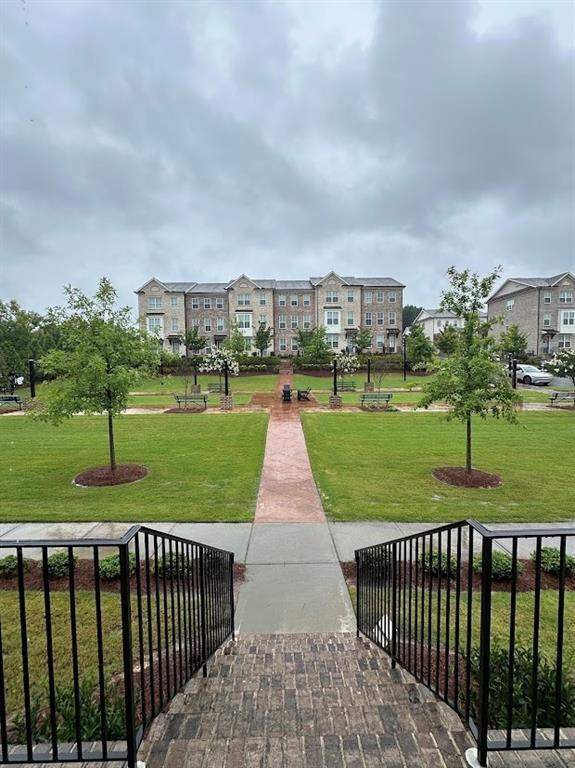 Foto del edificio - 4405 Sims Pk Overlook