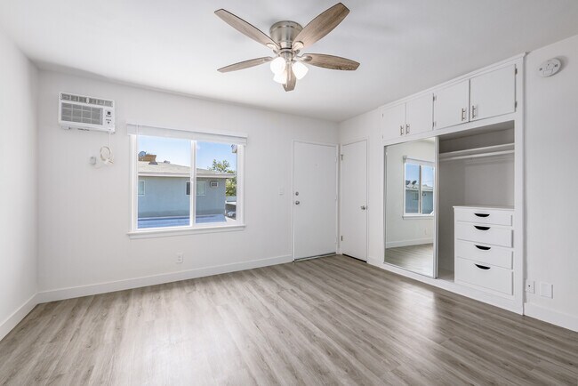 Foto del edificio - 6165 Coldwater Canyon Ave
