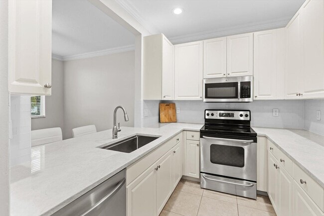 Building Photo - 1460 Corbison Point Pl