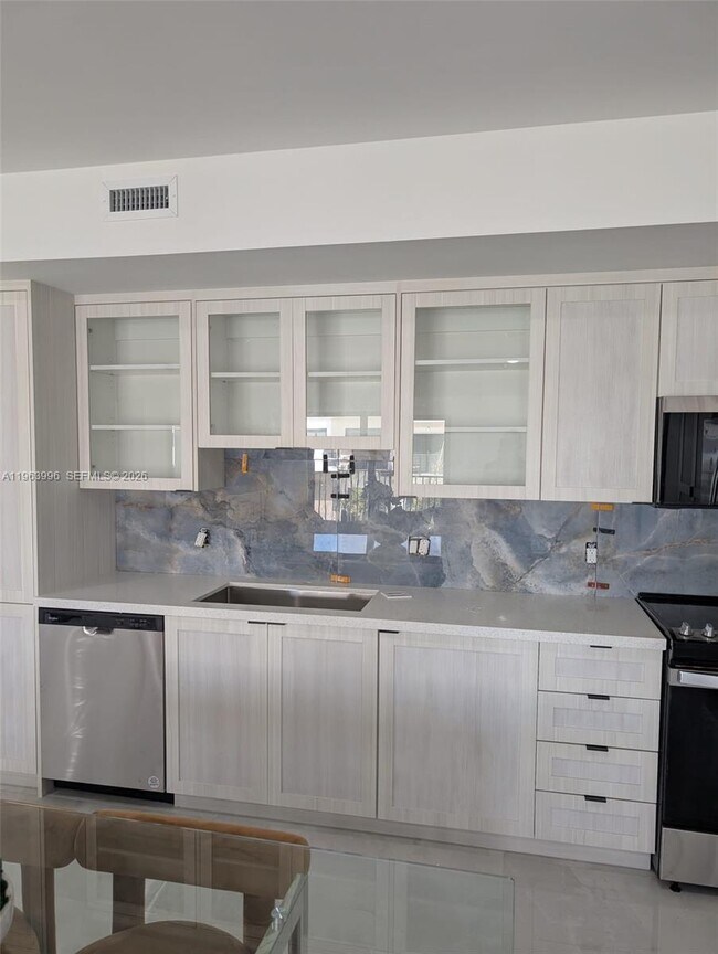 Foto del edificio - 14585 SW 262nd St