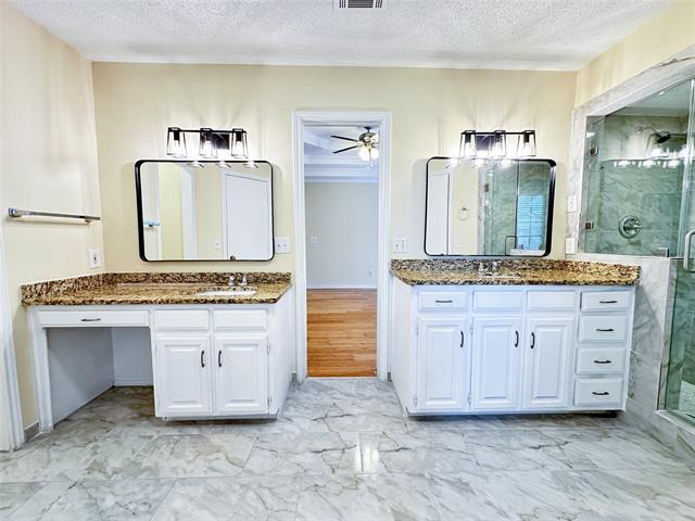 Building Photo - 3205 Roundrock Trail
