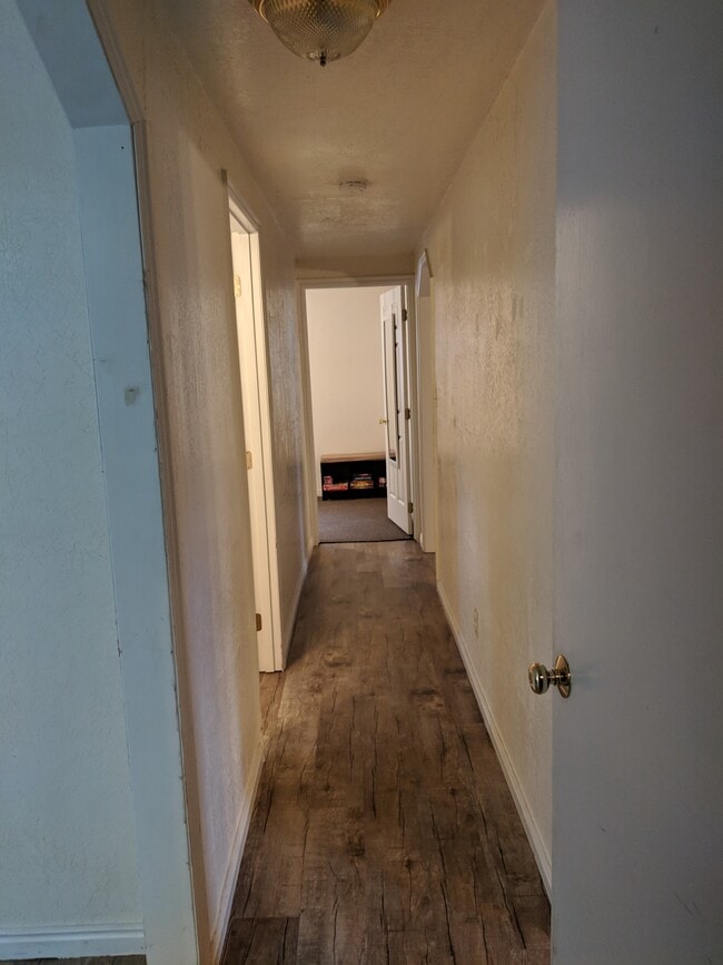 Foto del edificio - 9262 S 3825 W