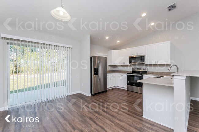 Foto del edificio - 5549 SW 150th Lane Rd