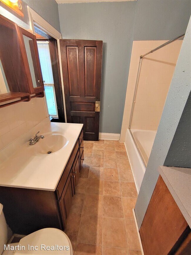 Foto del edificio - 417 Elm St