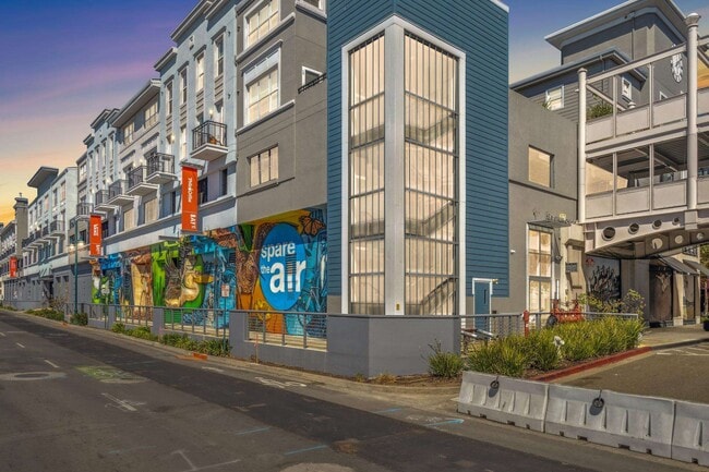 Building Photo - 1535 Brunswig Ln