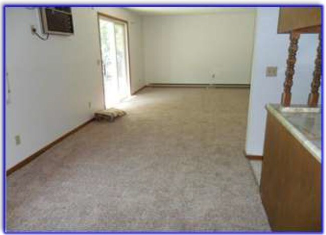 Building Photo - 141 Saint Francis St