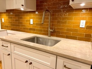 Building Photo - 2182 Davidson Ave