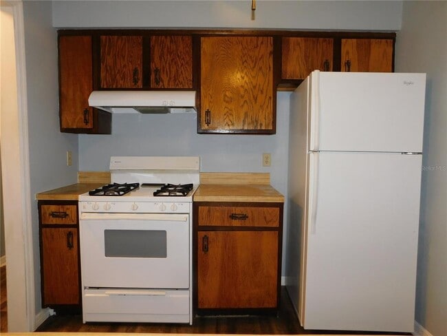 Building Photo - 4304 NE 17th Ter