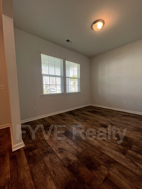 Foto del edificio - 9830 Black Tupelo Ln