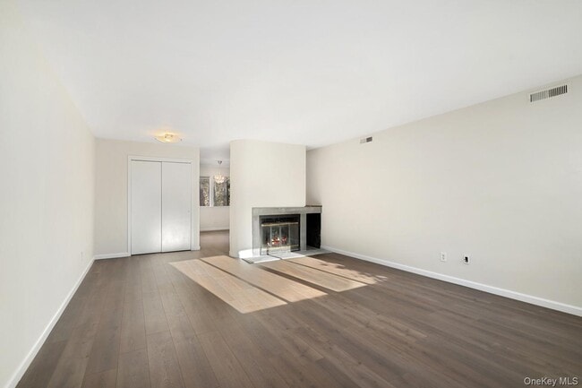 Building Photo - 157 Stonemeadow Dr