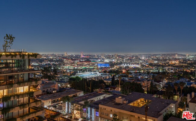 Building Photo - 9040 Sunset Blvd