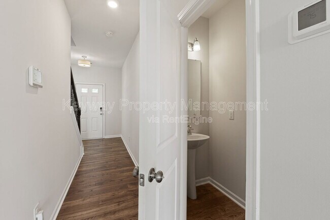 Foto del edificio - 4136 Thimbleberry Dr