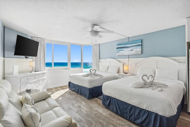 Building Photo - 8817 S Thomas Dr