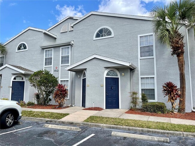 Building Photo - 1612 Columbia Arms Cir