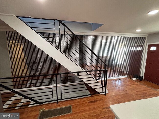 Foto del edificio - 2231 Fernon St