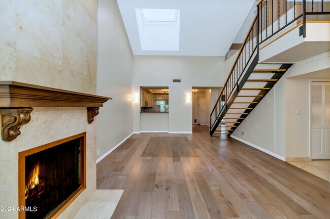 Foto del edificio - 7113 E Arlington Rd