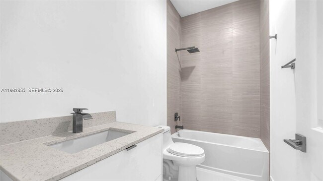 Foto del edificio - 15455 SW 232nd St