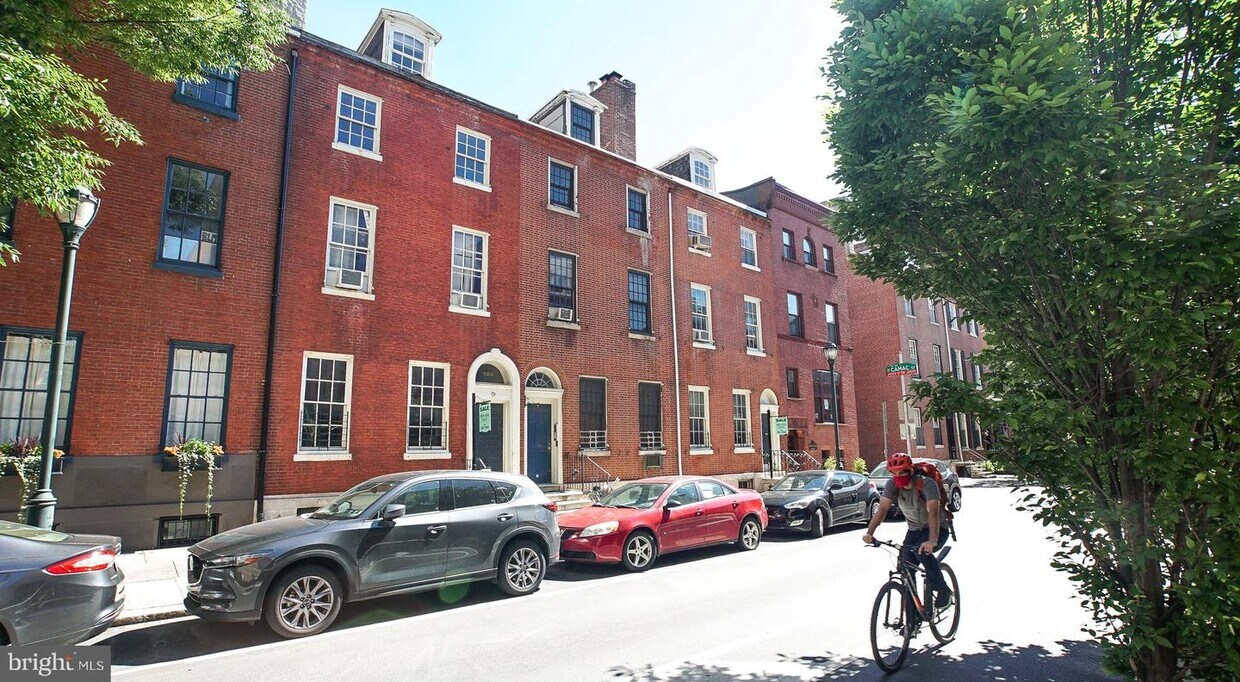 Foto principal - 1225 Spruce St