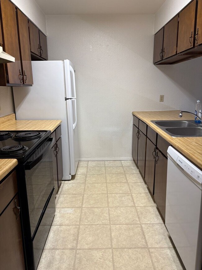 Foto del edificio - 842 E Cedar Ct