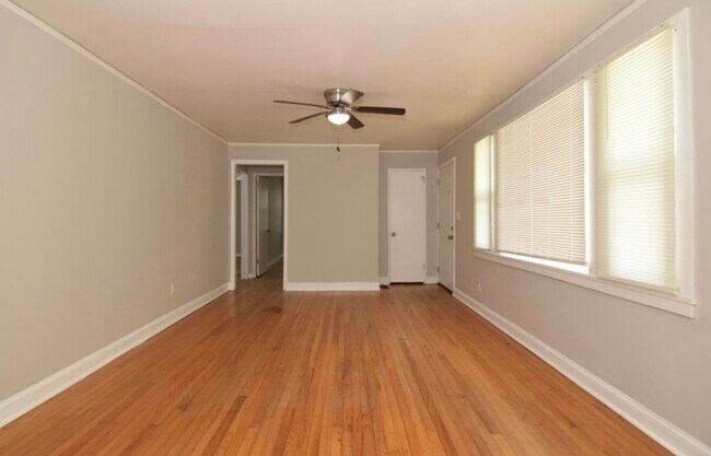 Foto del edificio - 2320 Henry Cir