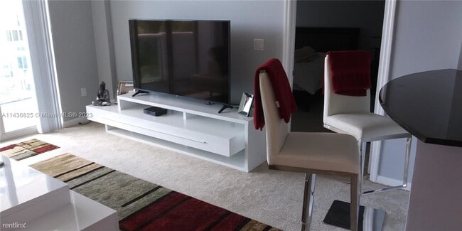 Foto del edificio - 2 br, 2 bath Condo - 7900 Harbor Island Dr...