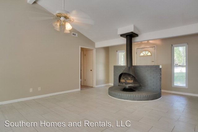 Foto del edificio - 3 br, 2.5 bath House - 620 McKenzie Ct