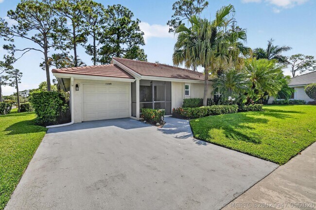Foto del edificio - 13289 Touchstone Pl