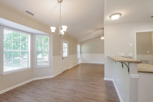Building Photo - 6007 Brick Landing Dr