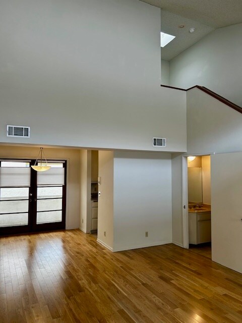 Foto del edificio - 1752 Brockton Ave