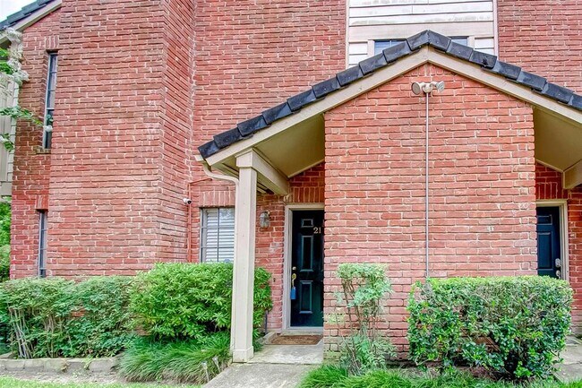 Foto del edificio - 2211 S Kirkwood Rd