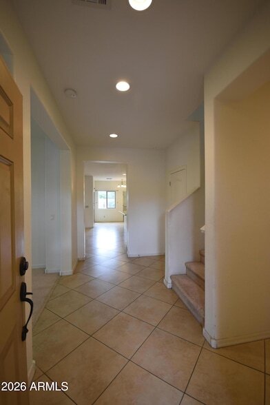 Building Photo - 7117 N 73rd Dr