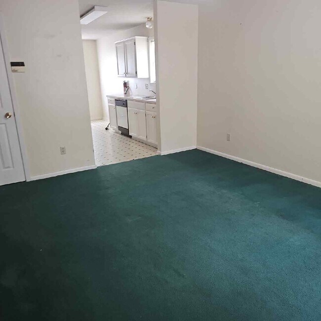 Foto del edificio - 302 W Florida Ave